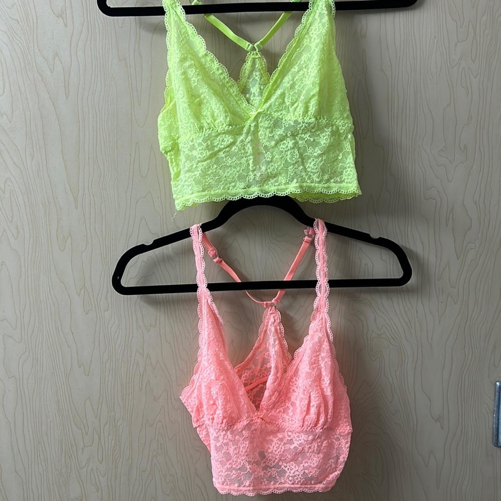 Lot of 2 Pink lace bralettes size large